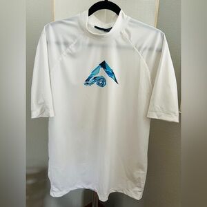 🌀🌊MEN KANU SURF RASH GUARD SIZE L🌊🌀